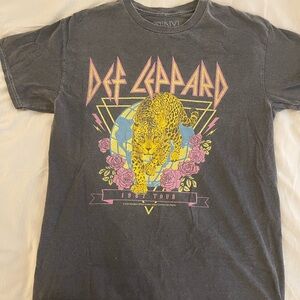 Def Leppard Graphic T-Shirt